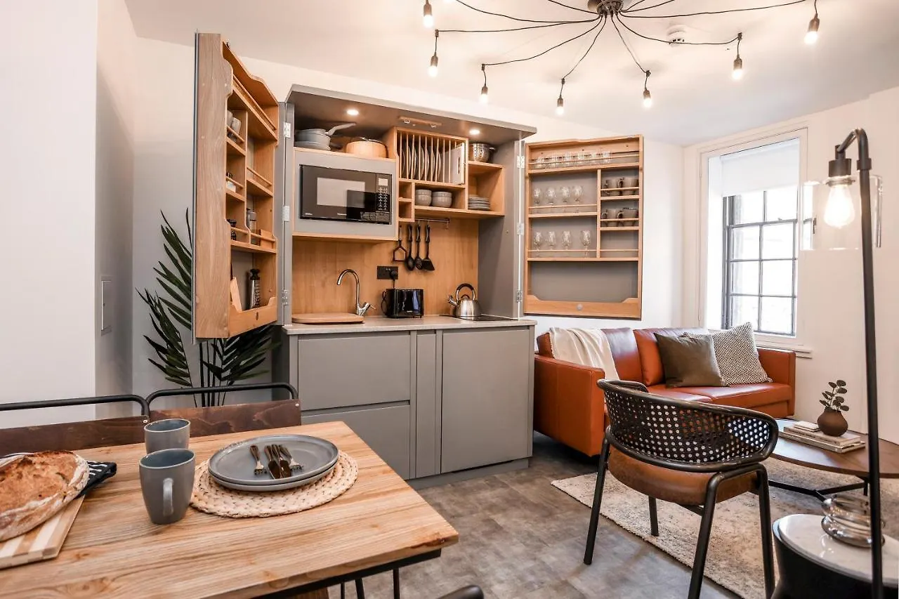 The Brewers Rooms Contemporary Aparthotel Edinburgh