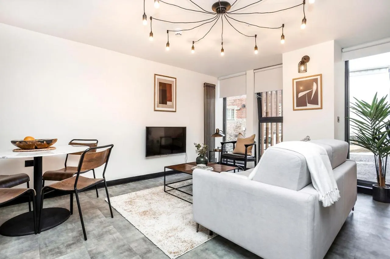 The Brewers Rooms Contemporary Aparthotel Edinburgh