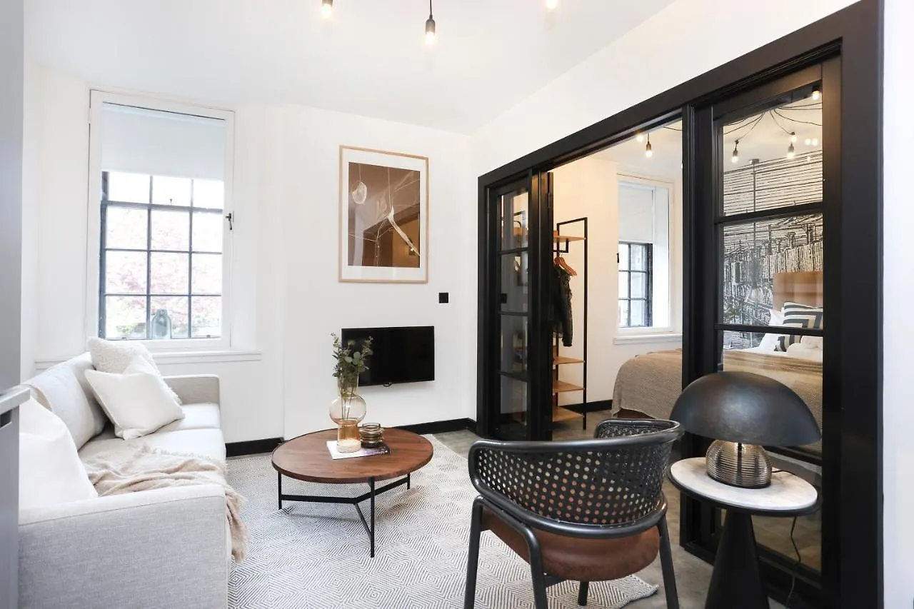 The Brewers Rooms Contemporary Aparthotel Edinburgh United Kingdom