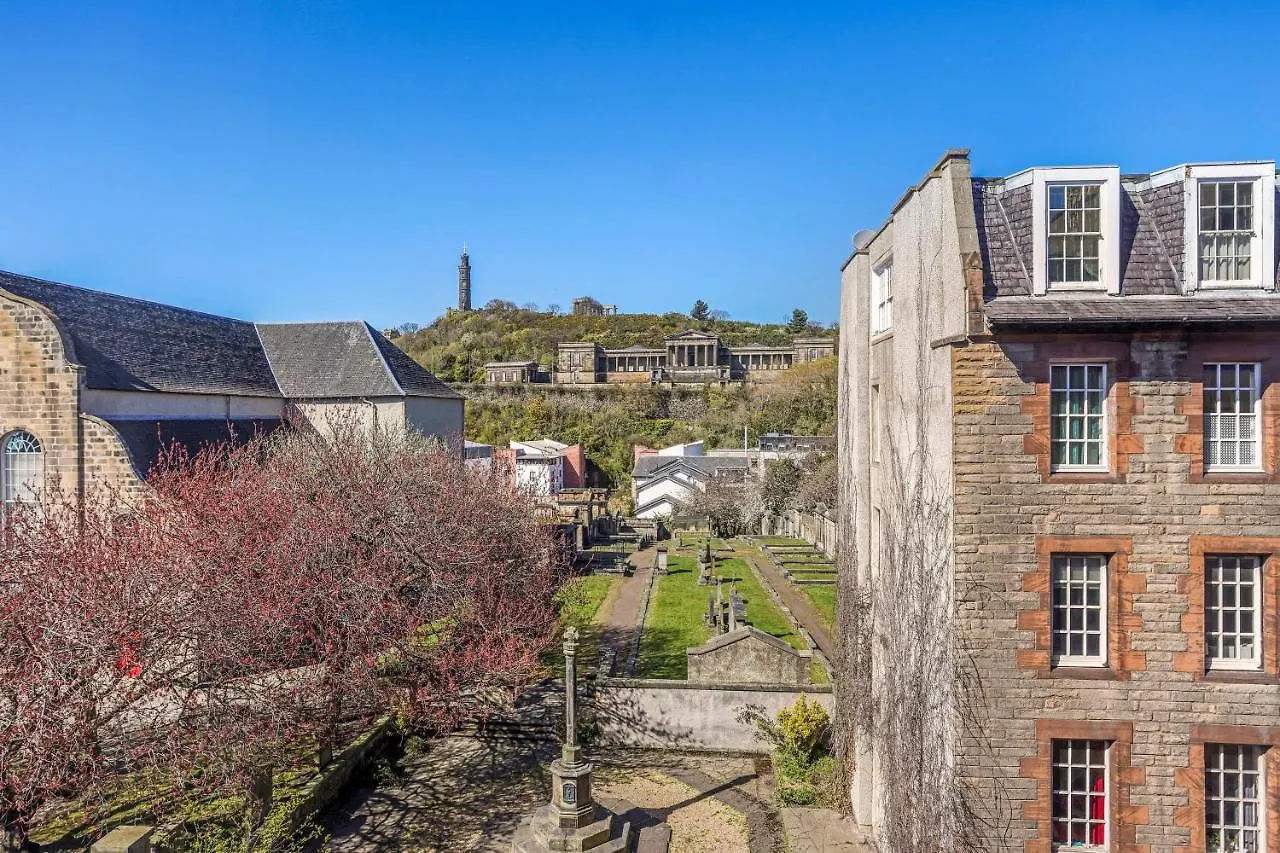 The Brewers Rooms Contemporary Aparthotel Edinburgh